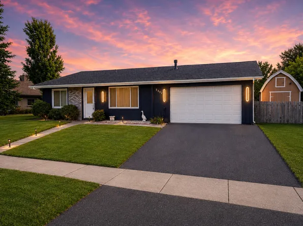 5332 Fonda Ln, Hanover Park, IL 60133
