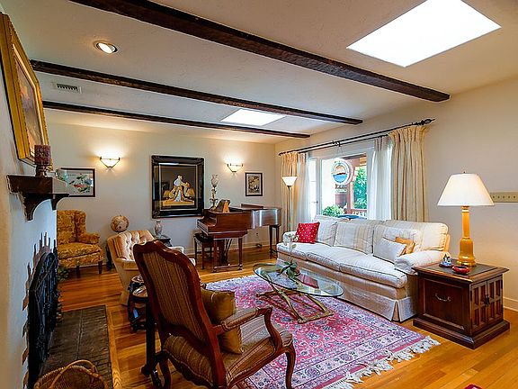 4th image of 176 McKinley Pl