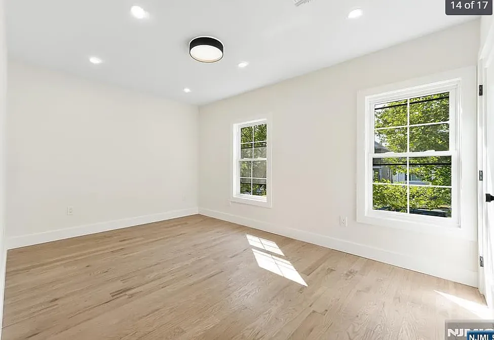 3 bed, 1.5 bath, $1,200 — Photo 4
