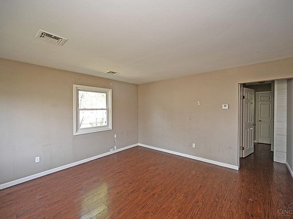 3rd image of 3429 Coleen Dr