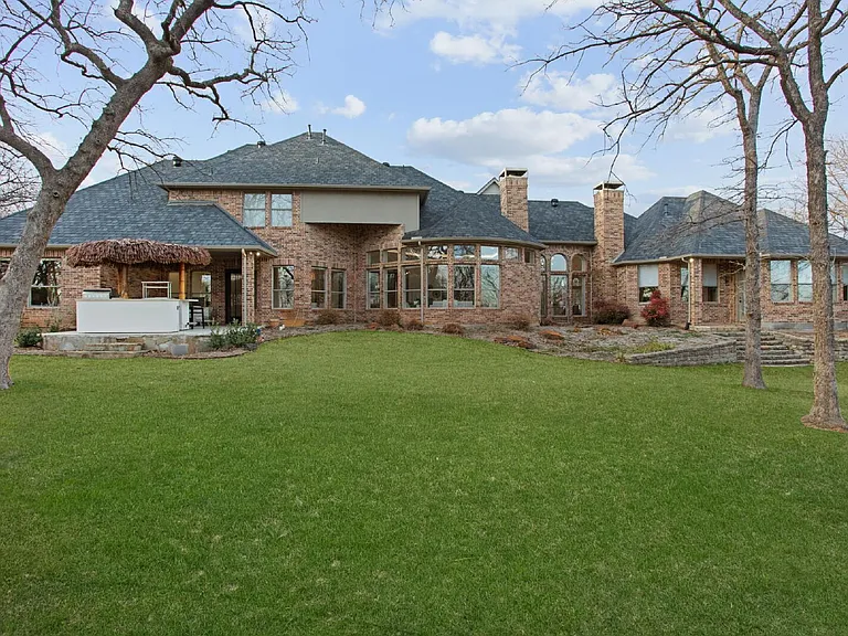 5704 Pine Valley Dr — Photo 37