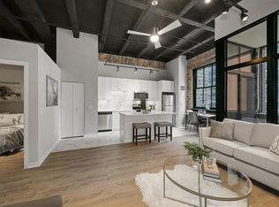 10 N State St, Chicago, IL 60602