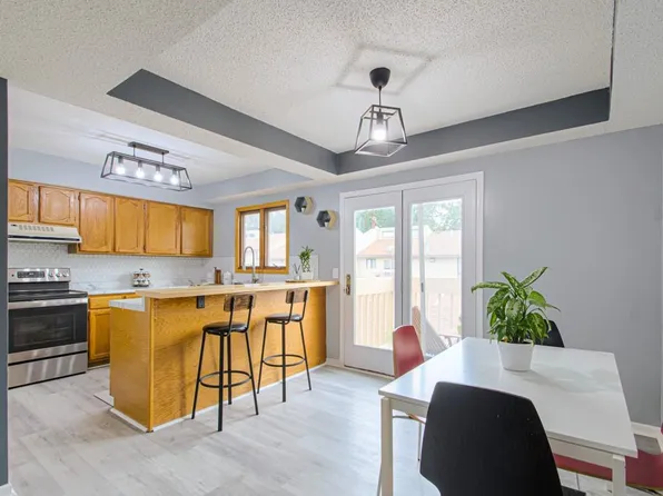 12300 E 43rd St S #A10, Independence, MO 64055