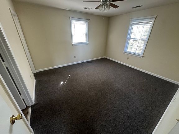 5th image of 108 Nottingham Ct