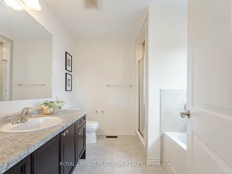 74 Macklin St — Photo 11