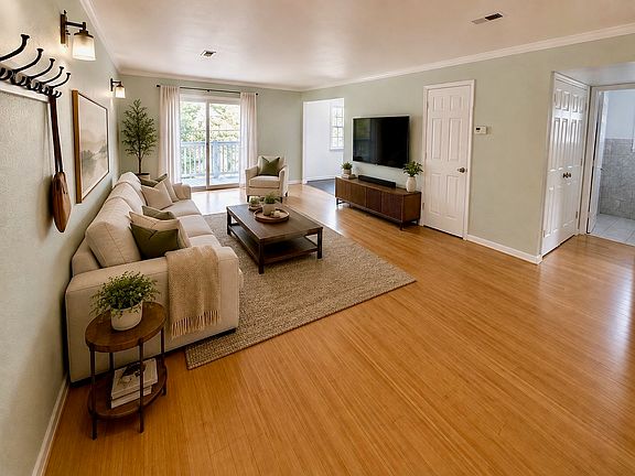 4th image of 3741 E Stratford Rd #B