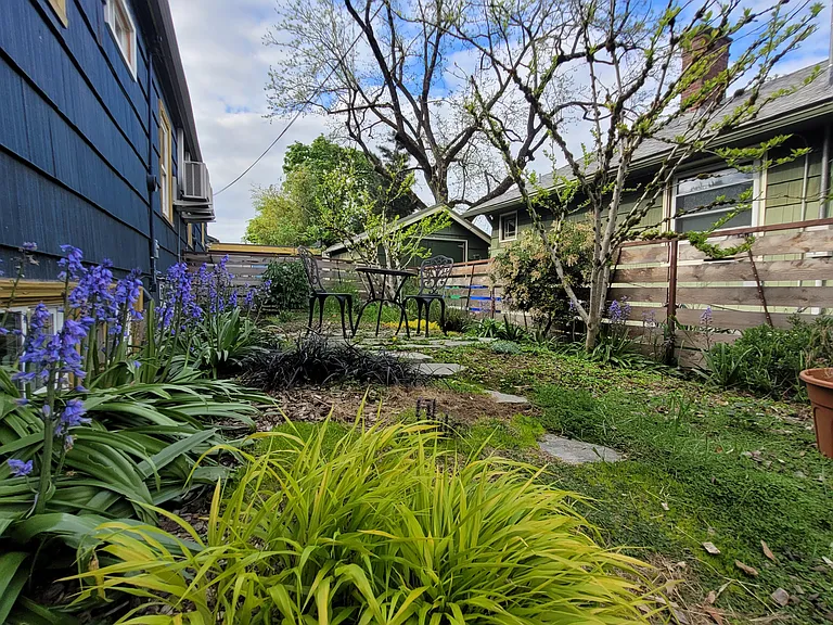 9107 N Kellogg St — Photo 23