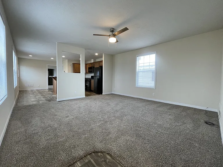7204 E Grand River Ave — Photo 22