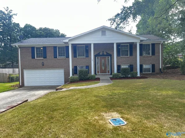 124 Nottingham Rd, Rainbow City, AL 35906