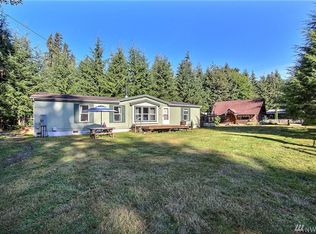 22221 S Forest Loop Rd, Granite Falls, WA 98252