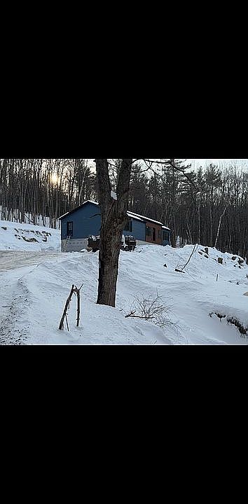 1st image of Irish Hill Rd