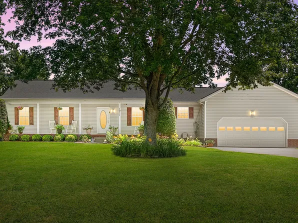 1011 Lillard Williams Rd, Chapmansboro, TN 37035