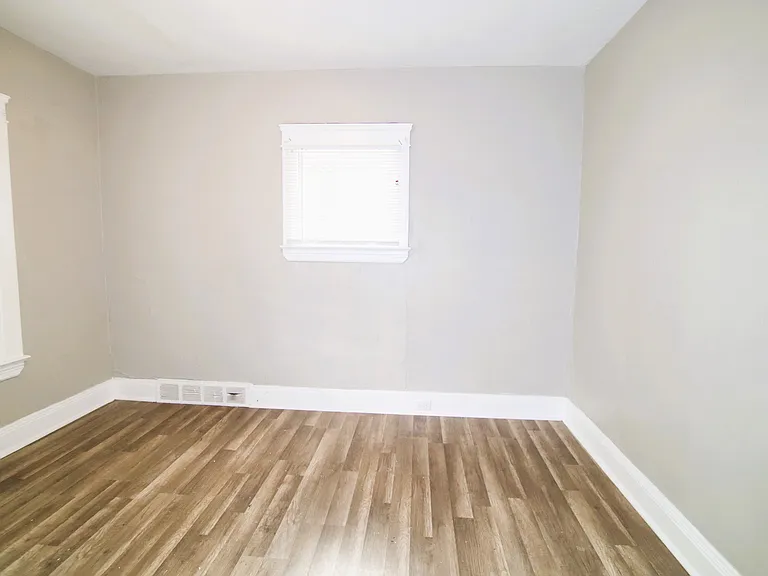 10514 Mount Auburn Ave #2 — Photo 6