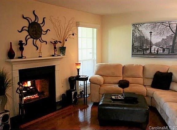 5th image of 5811 Green Forest Dr