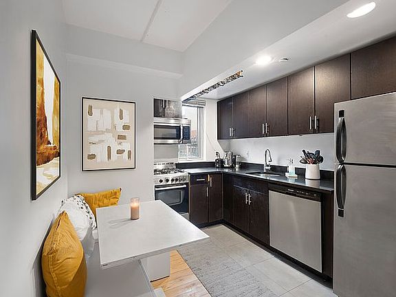2nd image of 1810 3rd Ave APT B8a