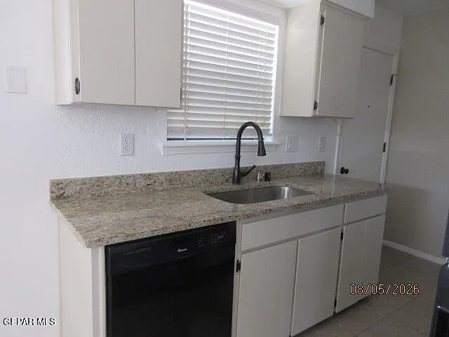 665 La Chapa Ave #B — Photo 5