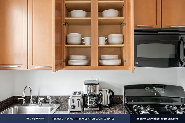 Rented by The Blueground | media 15