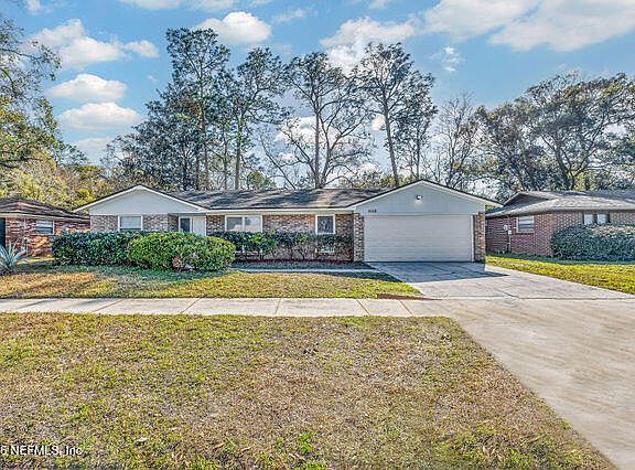 3rd image of 5528 LOFTY PINES Circle S