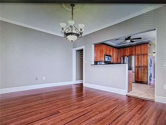 3rd image of 1809 Napoleon Ave #C