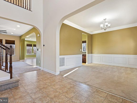 5th image of 18 London Way