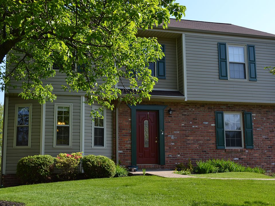 Updated 4 beds, 2.5 baths