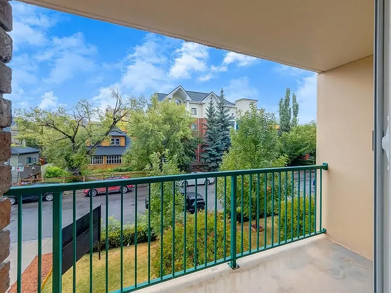 510 21st Ave SW — Photo 38