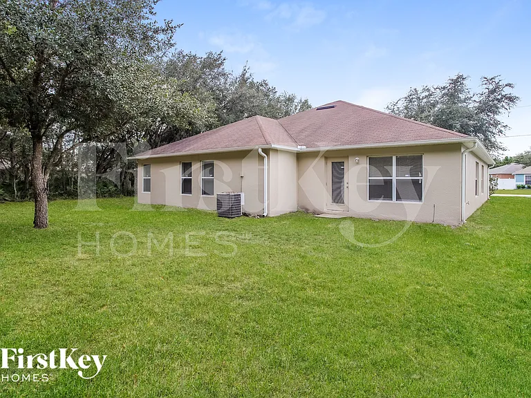 1932 Michigan Ct — Photo 17