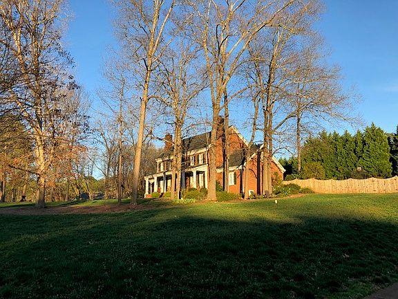 Large Front and Side Yard