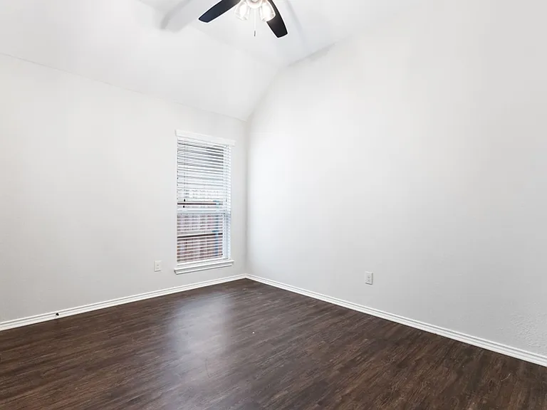 2185 Range Rd — Photo 15