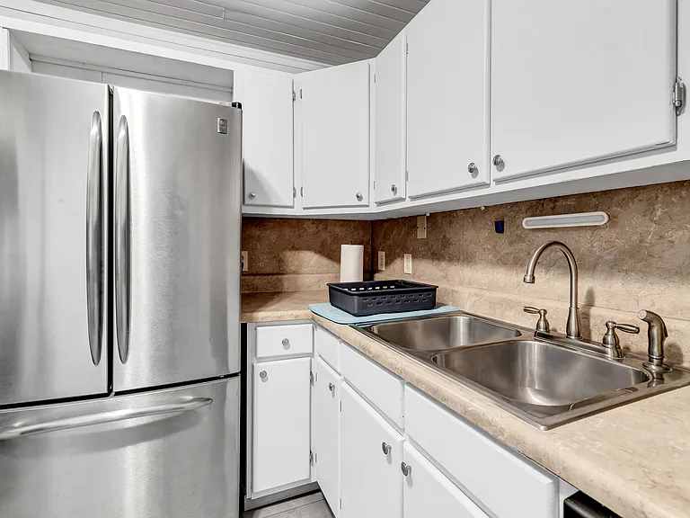 405 Cape Fear Blvd — Photo 17
