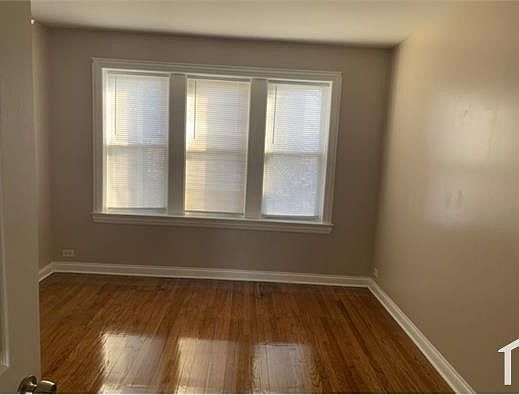 4th image of 9038 S Langley Ave #2D