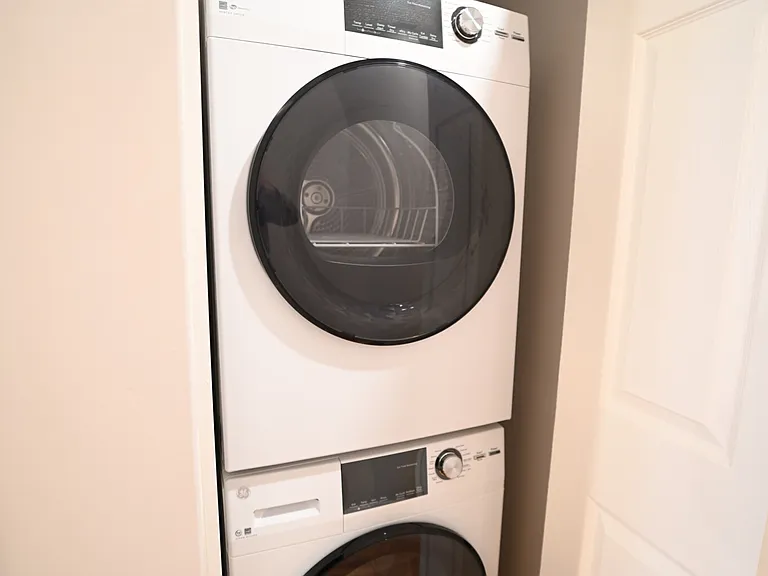 23 Roberts St #3 — Photo 15