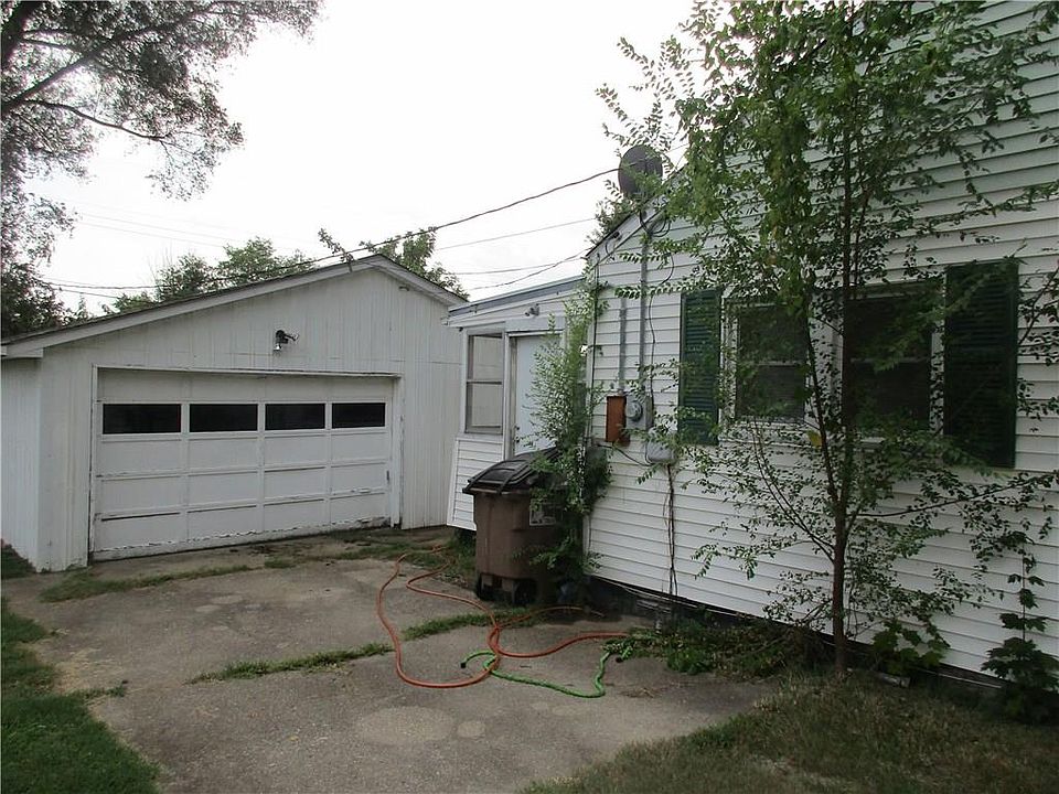 2nd image of 2701 13th St
