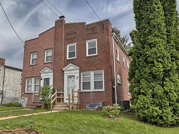 3rd image of 210 E Jackson St