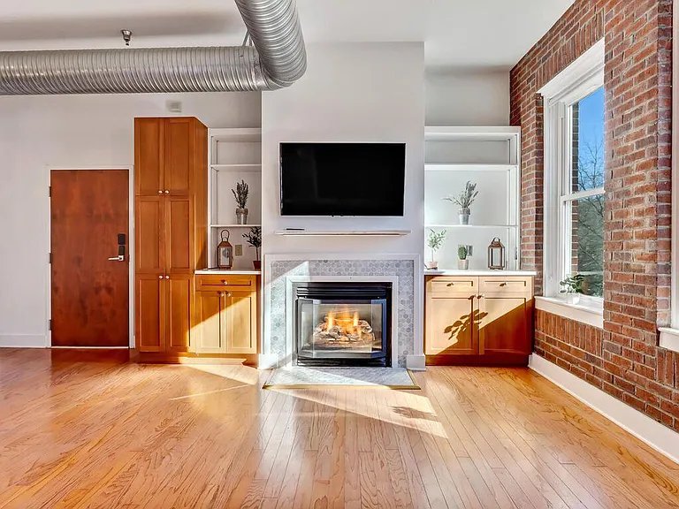 1158 Ponce De Leon Ave NE — Photo 3