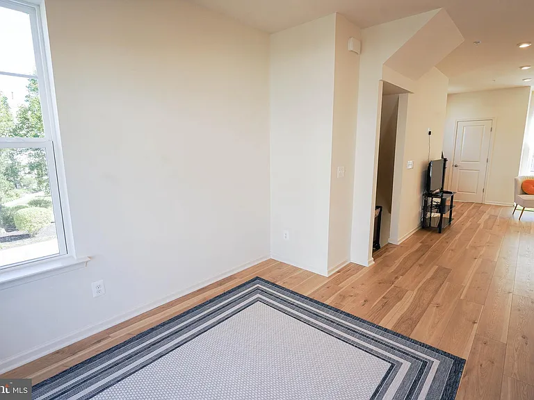 414 Waterfield Ct — Photo 21
