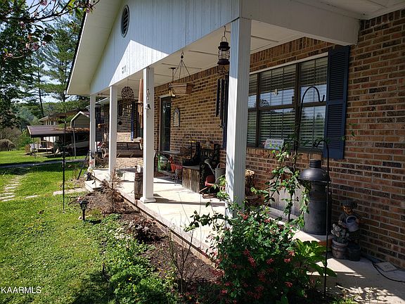 3rd image of 311 Allison St