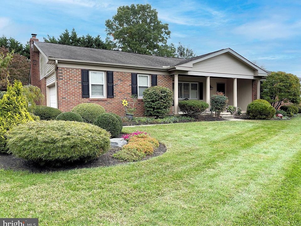 1st image of 2409 Landon Dr