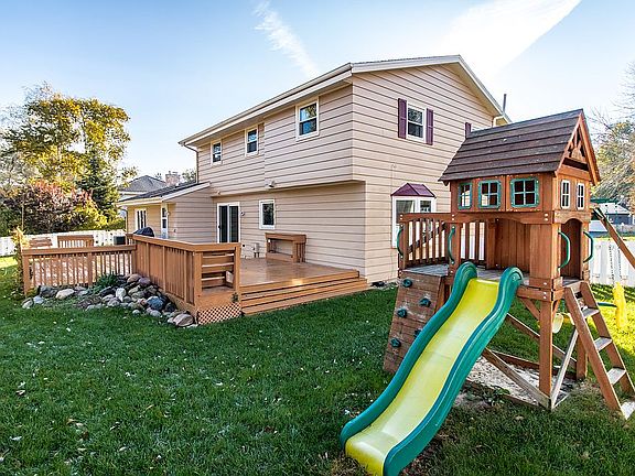 2nd image of 13720 W Wilbur Dr