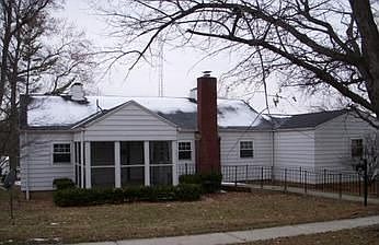 1st image of 600 S 16th St