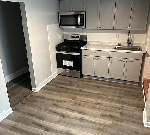 5th image of 13 N Walnut St APT E