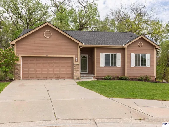 4151 S 200th St, Omaha, NE 68135
