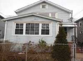 19443 112th Ave, Saint Albans, NY 11412
