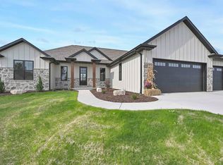 3974 Gladiator Ln, De Pere, WI 54115