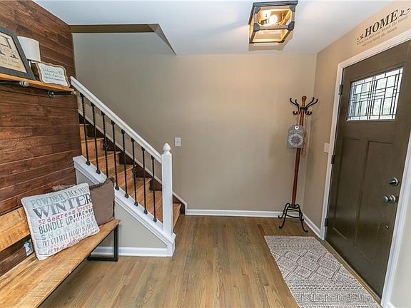 2nd image of 4995 Timber Creek Dr