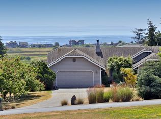 1984 Hillvista Pl, Freeland, WA 98249