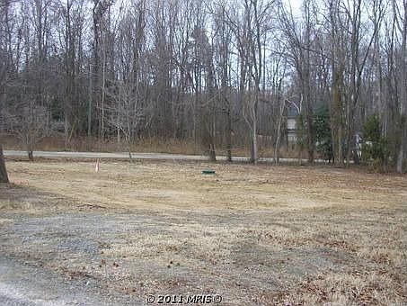 2nd image of Cove Ln