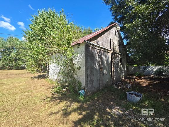 3rd image of 203 12th Ave
