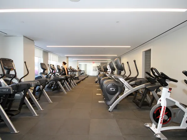 86 Fleet Place image 9 of 18