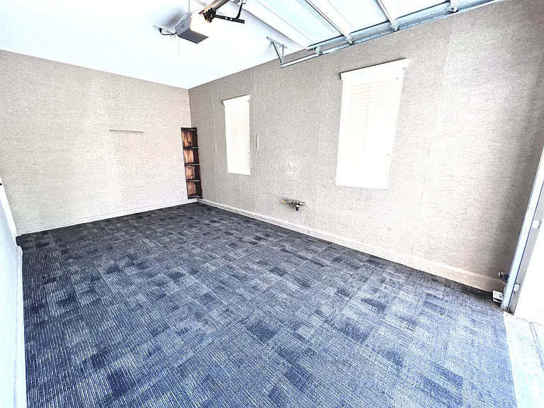 7140 Charter Crest St — Photo 101